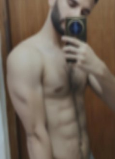 Aram - Male escort in Beirut Photo 3 of 5