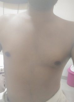 Arav - Male escort in New Delhi Photo 2 of 2