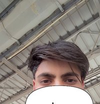 Arav - Male adult performer in Noida