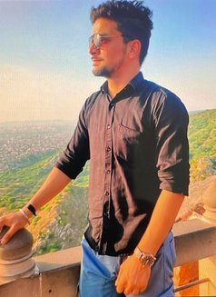 Arav Xoxo - Male escort in Hyderabad Photo 1 of 1