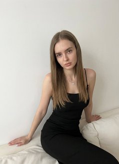 Arbella Pound Machine - escort in Hong Kong Photo 1 of 7