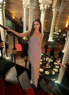 Arbella Pound Machine - escort in Hong Kong Photo 6 of 7