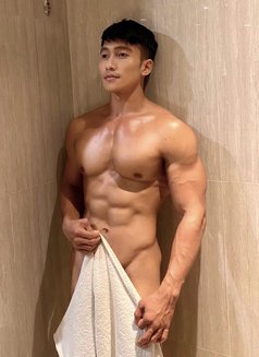Arbiseks - Male escort in Kuala Lumpur Photo 1 of 5