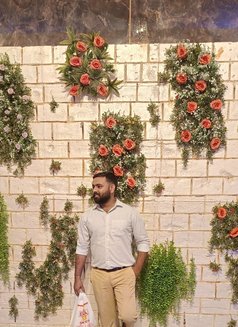 Arcenic - Acompañantes masculino in Kolkata Photo 1 of 1