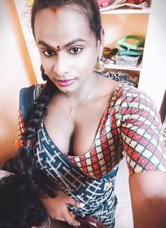 Archu archana - Transsexual escort in Hyderabad Photo 1 of 2