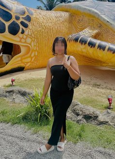Genuine Archu Live Webcam & Sex chat - puta in Kochi Photo 4 of 4