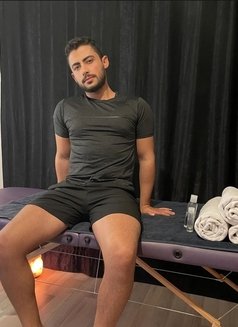 Arda - masseur in İstanbul Photo 6 of 6