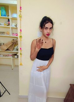 Ardhaya Cd - Transsexual escort in Hyderabad Photo 2 of 3