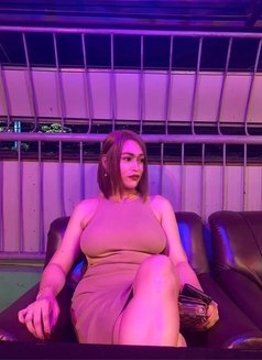 Areeya Summer - Transsexual escort in Manila Photo 15 of 19