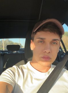 Arel - Male escort in İstanbul Photo 4 of 6