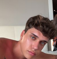 Arel - Male escort in İstanbul