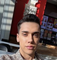 Arel - Male escort in İstanbul
