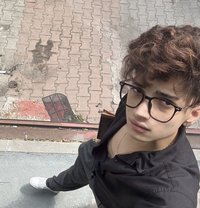 Aren - Acompañantes masculino in İstanbul