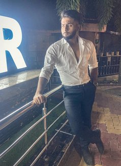 Wild joy - Male escort in Kolkata Photo 9 of 30