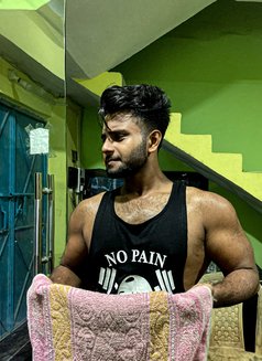 Wild joy - Male escort in Kolkata Photo 19 of 30