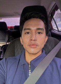 Runchu Young - Male escort in Manila Photo 12 of 12