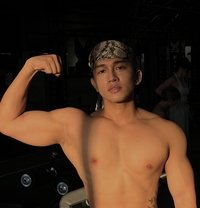 Argus Hunk - Male escort in Cebu City
