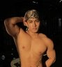Argus Hunk - Acompañantes masculino in Manila Photo 2 of 7