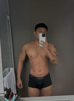 Argus Hunk - Acompañantes masculino in Manila Photo 10 of 10