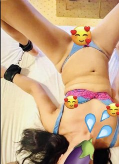 Arhaan - Male escort in Sharjah Photo 2 of 3