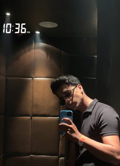 Arhaan - Male escort in Mumbai Photo 2 of 19