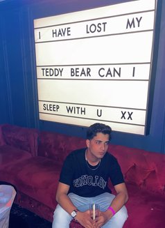 Arhaan - Male escort in Mumbai Photo 6 of 19