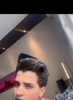 Arhaan - Male escort in Mumbai Photo 18 of 19