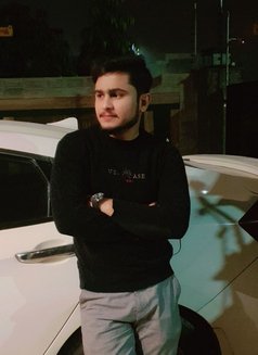 Arham Butt - Male escort in Islamabad Photo 2 of 8