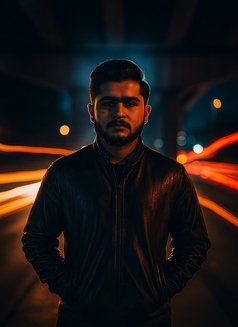 Arham Butt - Male escort in Islamabad Photo 7 of 8