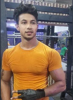 Arham ( Hunter) - Male escort in New Delhi Photo 2 of 3