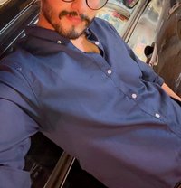 Arham - Acompañantes masculino in Lahore