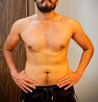 Arham - Acompañantes masculino in Lahore