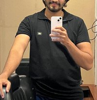 Arham - Acompañantes masculino in Lahore