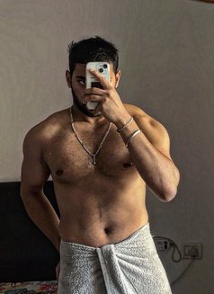 Arhan the Driller - masseur in Kolkata Photo 2 of 3