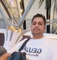 Arhum - Male escort in Muscat