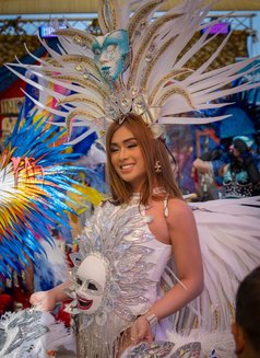 Ari Ira - Transsexual escort in Malta Photo 3 of 10