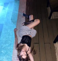 Ari - puta in Phuket