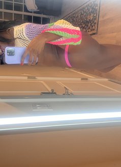 NYC Aria GFE - puta in Dubai Photo 7 of 8