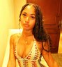 Aria - escort in Muscat Photo 1 of 3