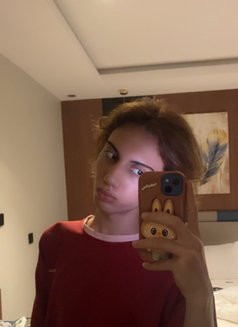 Aria Femboy - Male escort in İstanbul Photo 4 of 8