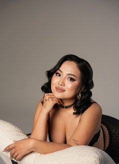 Aria - escort in Dubai Photo 12 of 21