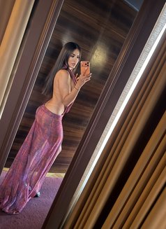 Ariadna - escort in Dubai Photo 3 of 14