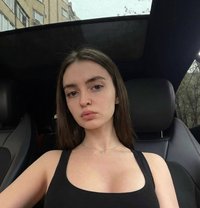 Ariana Anal Addict - puta in Hong Kong Photo 1 of 6