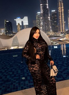 Ariana - puta in Abu Dhabi Photo 10 of 14