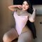 Ariana - puta in Dubai Photo 4 of 15