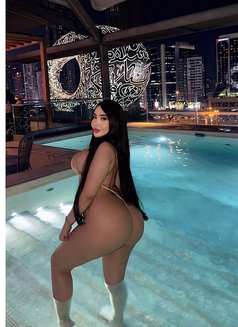 Ariana - escort in Dubai Photo 15 of 15