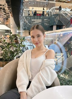 Ariana Creamy Queen - puta in Hong Kong Photo 3 of 6