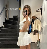 Ariana - escort in Munich