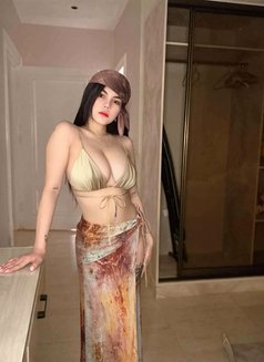 Ariana - escort in Riyadh Photo 4 of 4