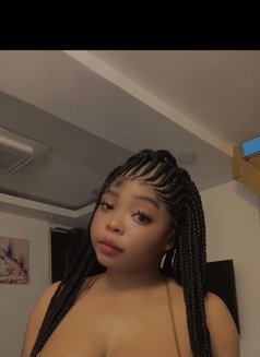 Ariana | Outcall & Private - escort in Manila Photo 4 of 5